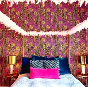 Dolly's Yacht Club - Cozy Retreat Near Broadway