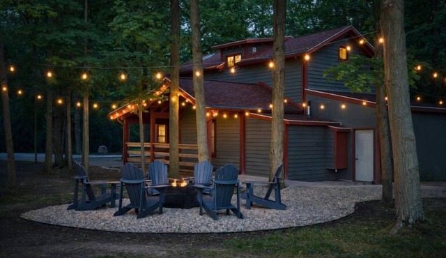 Dollybrook 5 -Group Getaway | Pet Friendly | Pool Access (Seasonal)