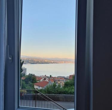 Dolores Apartment
