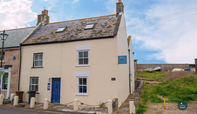 Dolphin Cottage, Chesil Beach