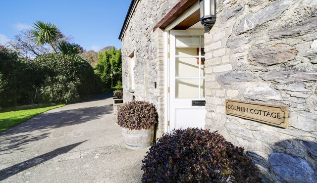 Dolphin Cottage - a charming Grade II listed barn conversion in Charlestown