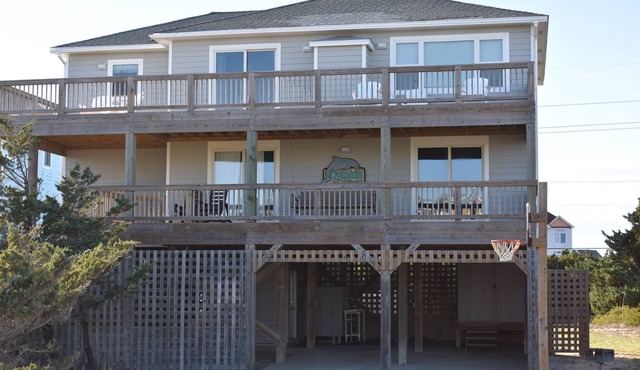 Dolphin Delight - Semi Ocean Front home with pool