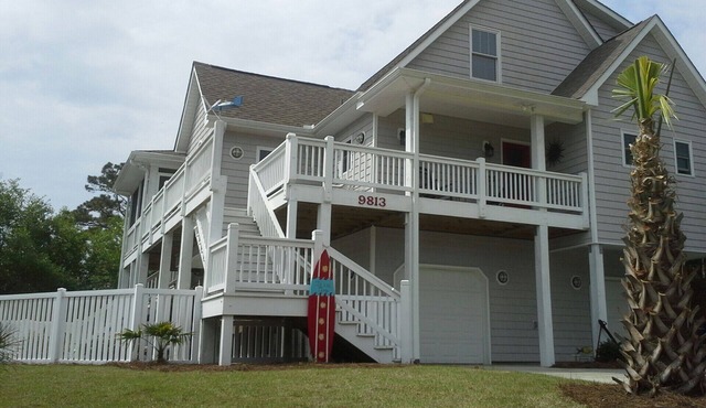 Dolphin Ridge "ISLAND TIME" with private pool and golf cart. Now booking 2026!
