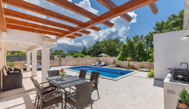 DoMa 2bdm villa near Dubrovnik