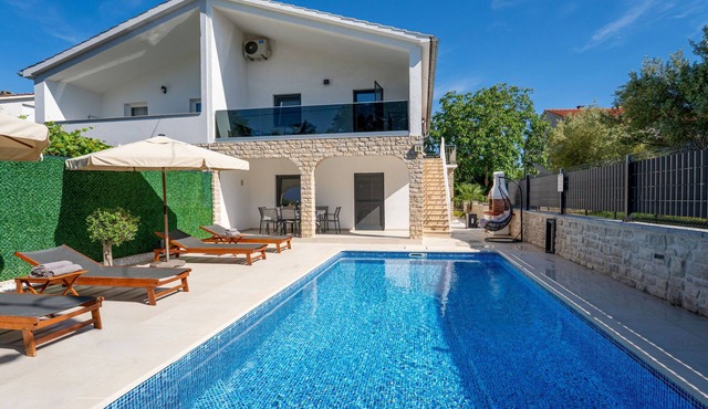 Domagoj by Interhome