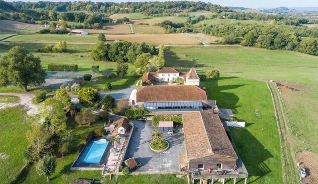 Domaine de Villot - Gîte La Ferme