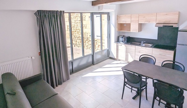 Domaine 12 à 18 Pers. Piscine Chauffée 12x6m Proche Sarlat