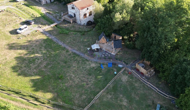 Domaine Atypique Privatisé Pour 12 Personnes