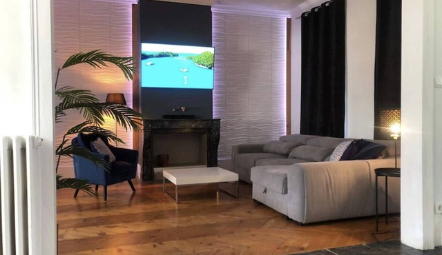 Domaine Avec Piscine Proche Evreux !