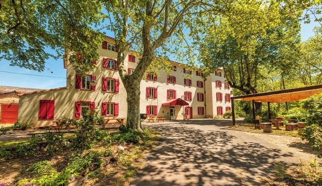 Domaine d'Andabre 100 people