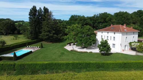 Domaine de Bonaveau - Spa & Piscine