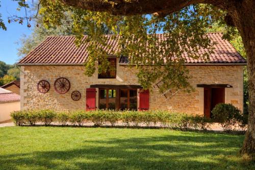 Domaine de charme avec 2 gîtes et piscine couverte
