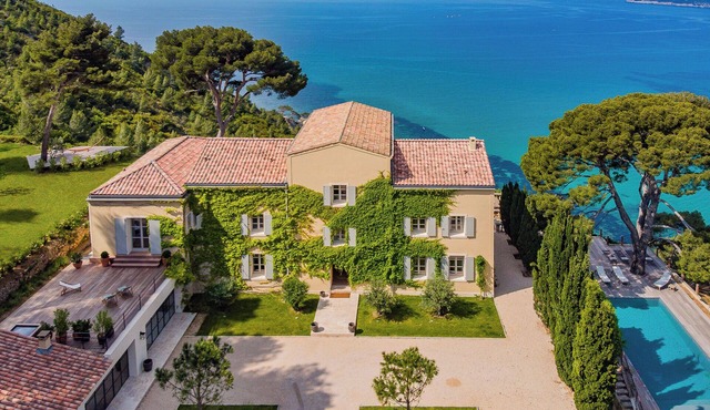 Domaine de Canaille, exceptional property in Cassis (24p)