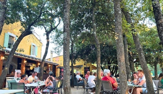 Domaine des Chênes Blancs - Camping