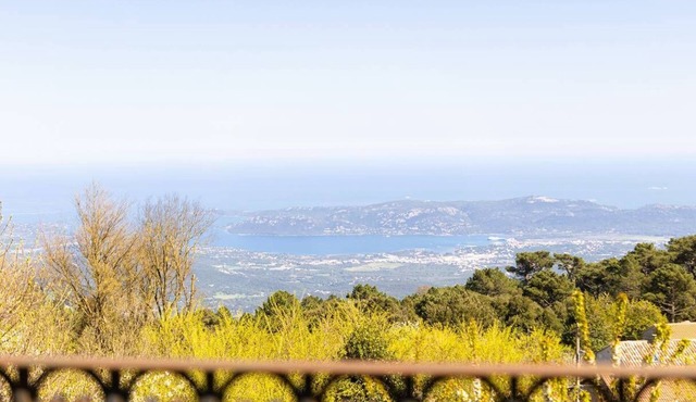 Domaine de Gialla Bergerie Carta, 6 pers, montagne, vue mer