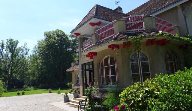 Domaine de L'Arche de René au LAC DU DER