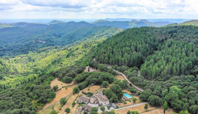 Domaine de Lascours - Luxurious property in the foothills of Cévennes Mountains