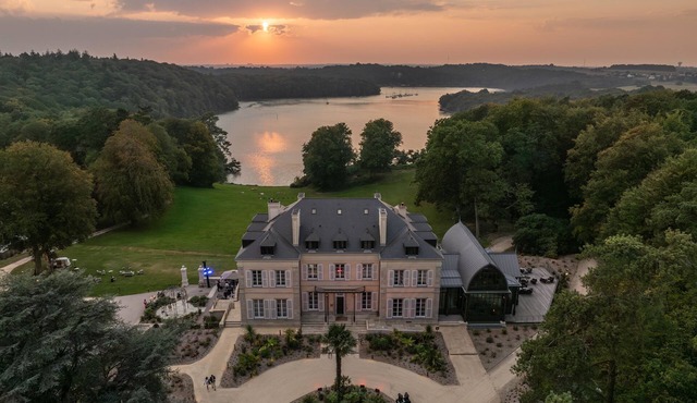 Domaine De Locguénolé & Spa