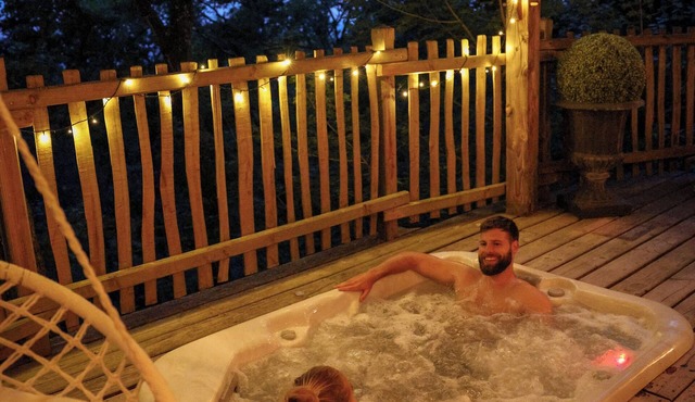 Domaine de Pech et Lafon. Cabanes avec SPA privatif