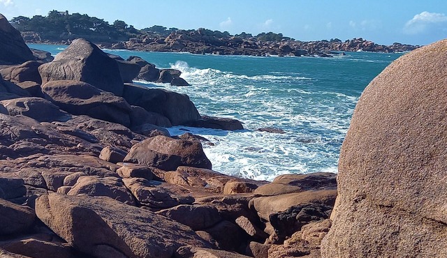 Domaine de Pen Ar Garen, facing the sea, up to 20p