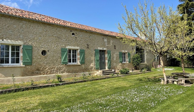 Domaine de Pourrouquet - Gîte de la Mare