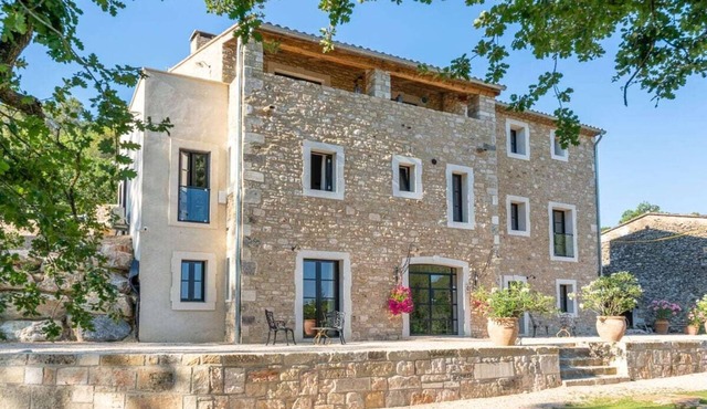 Domaine de Valmenon Comfortable holiday residence