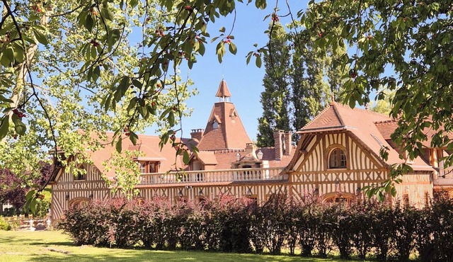 Domaine des Déesses, Stays and Events, Nordic bath, Rooftop, 80 beds