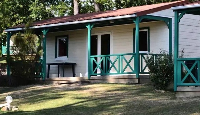 Domaine des Grands Pins * - Chalet Chataignier Comfort with air conditioning 6 people