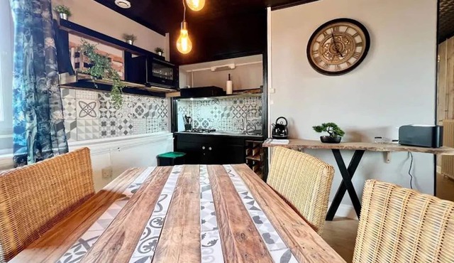 Domaine Des Tourelles N°4 ( Conciergerie Leroy )