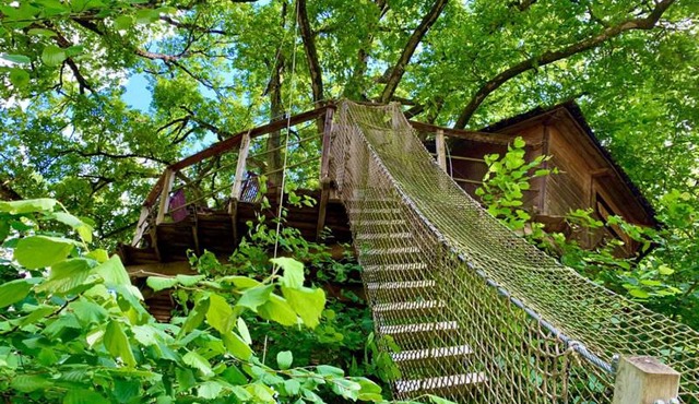 Domaine des vaulx - locations de cabanes insolites