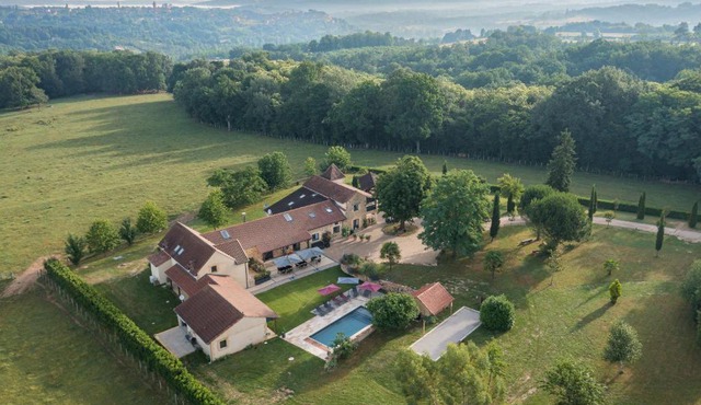 Domaine du Bugassou, Chambres, Table d'hôtes & SPA