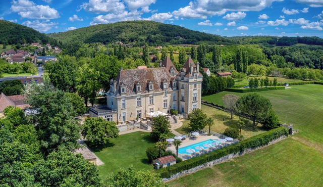 Domaine du Château de Monrecour – Hôtel et Restaurant
