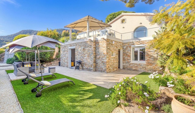 Domaine du Soleil apartment, 5 minutes from the beach!