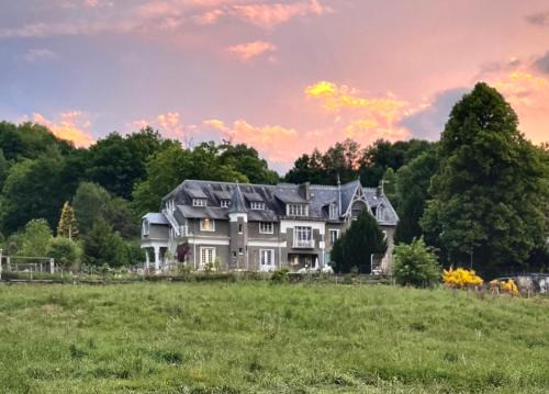 Domaine Jasseix - Calme, Jardins & Rivière Creuse