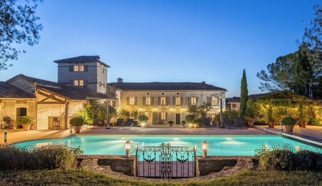 Domaine La Poudié - splendid 16th-century priory