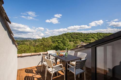 Domaine le C4 - restaurant et gîte d'exception familial avec terrasse Ardèche