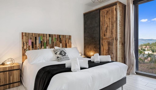 Domaine Olmeta - Superb villas with private pools & mountain views in Porticcio - Welkeys