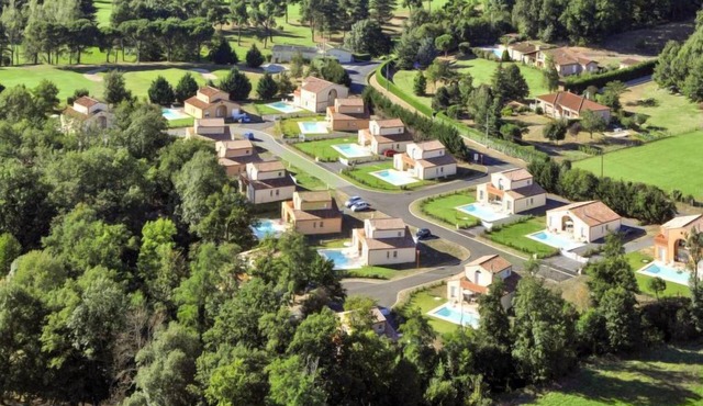 Domaine Royal Green V68I by Interhome