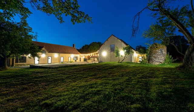 Domaine up to 32p, Le Mans 24-hour racetrack, next to Mulsanne bend