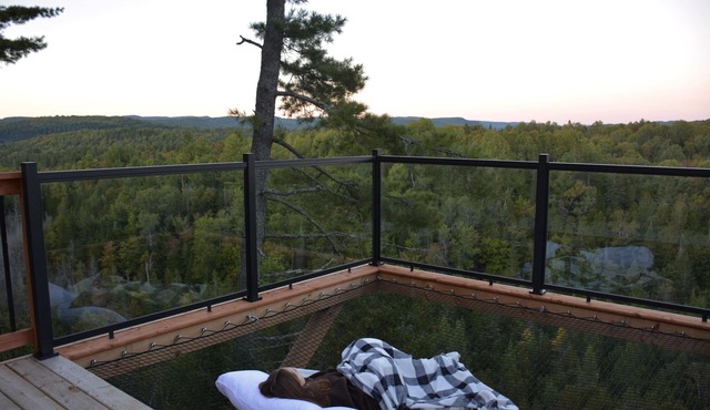 Dome 01 - The Pine, Le Pin | Vue Panoramique, Spa Privé & Filet Suspendu