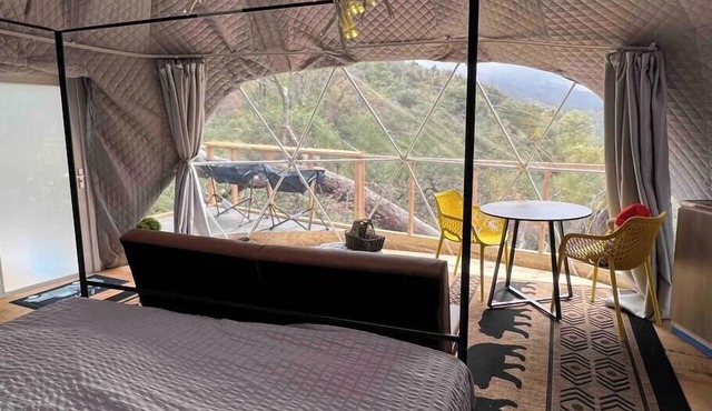 Dome 2- Mountain Views