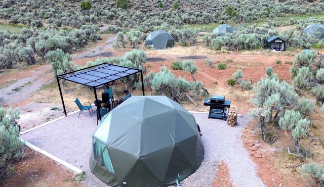 Dome 4 Glamping at Bear Lake