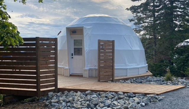 Dome #4 ocean view at Domaine Renard