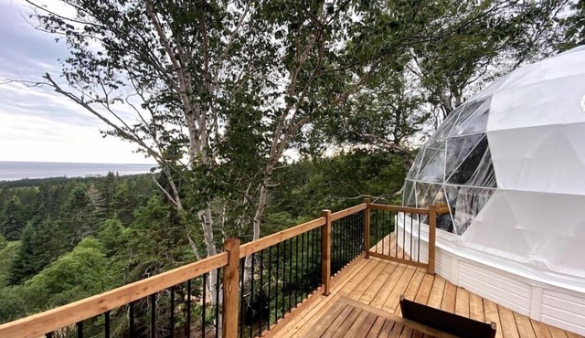 Dome #5 ocean view at Domaine Renard