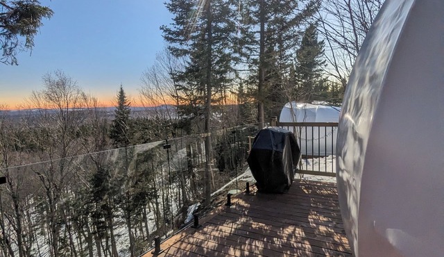 Domes, Luxury glamping