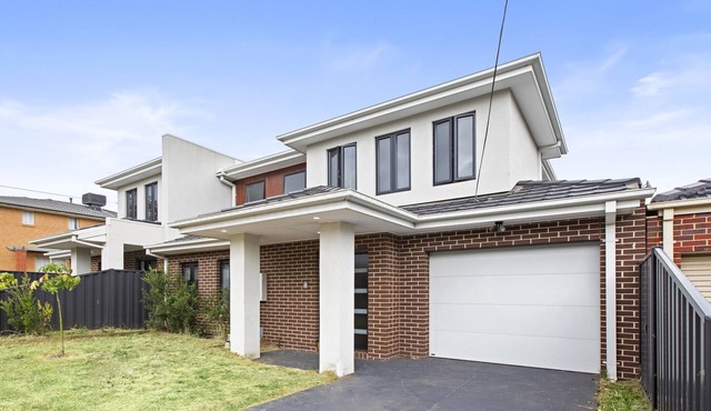 Domi Rentals - The Browns Residence