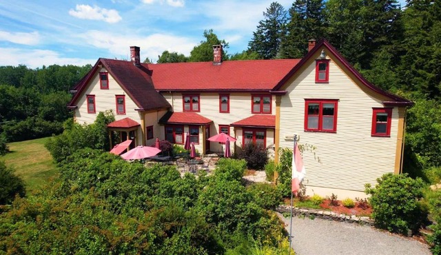 Dominion Hill Country Inn