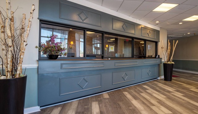 Dominion Inn & Suites