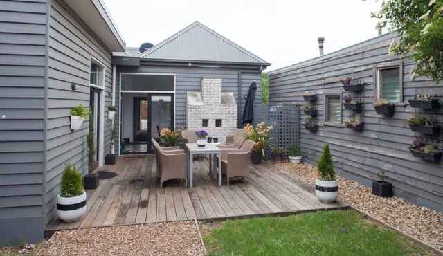 DOMINO HOUSE - YOUR PERFECT BASE FOR THE DOMINO RAIL TRAIL