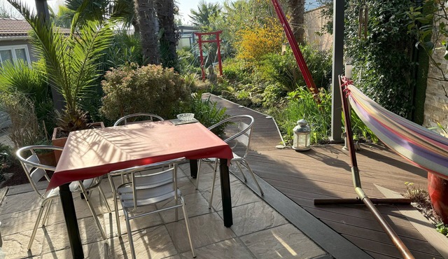 Domus 26 : Orientem. Chambre Pour Deux à Montaigu-vendée. Proche Puy du Fou